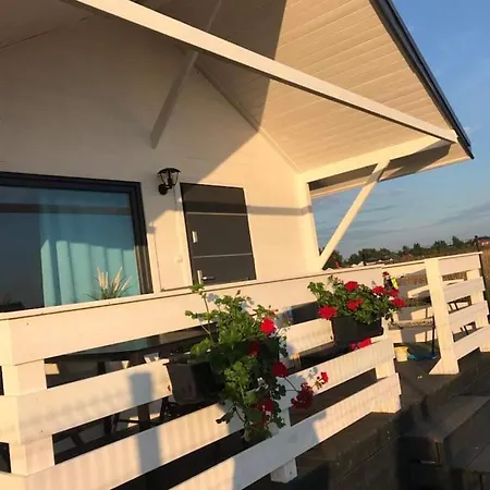 Letniskowe Wczasowa 30 *