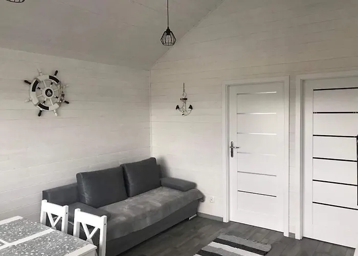 Letniskowe Wczasowa 30 *