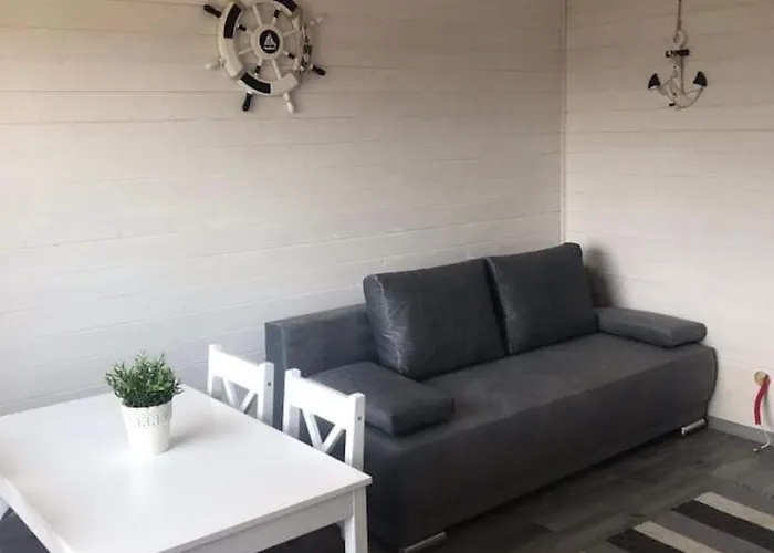 Letniskowe Wczasowa 30 *